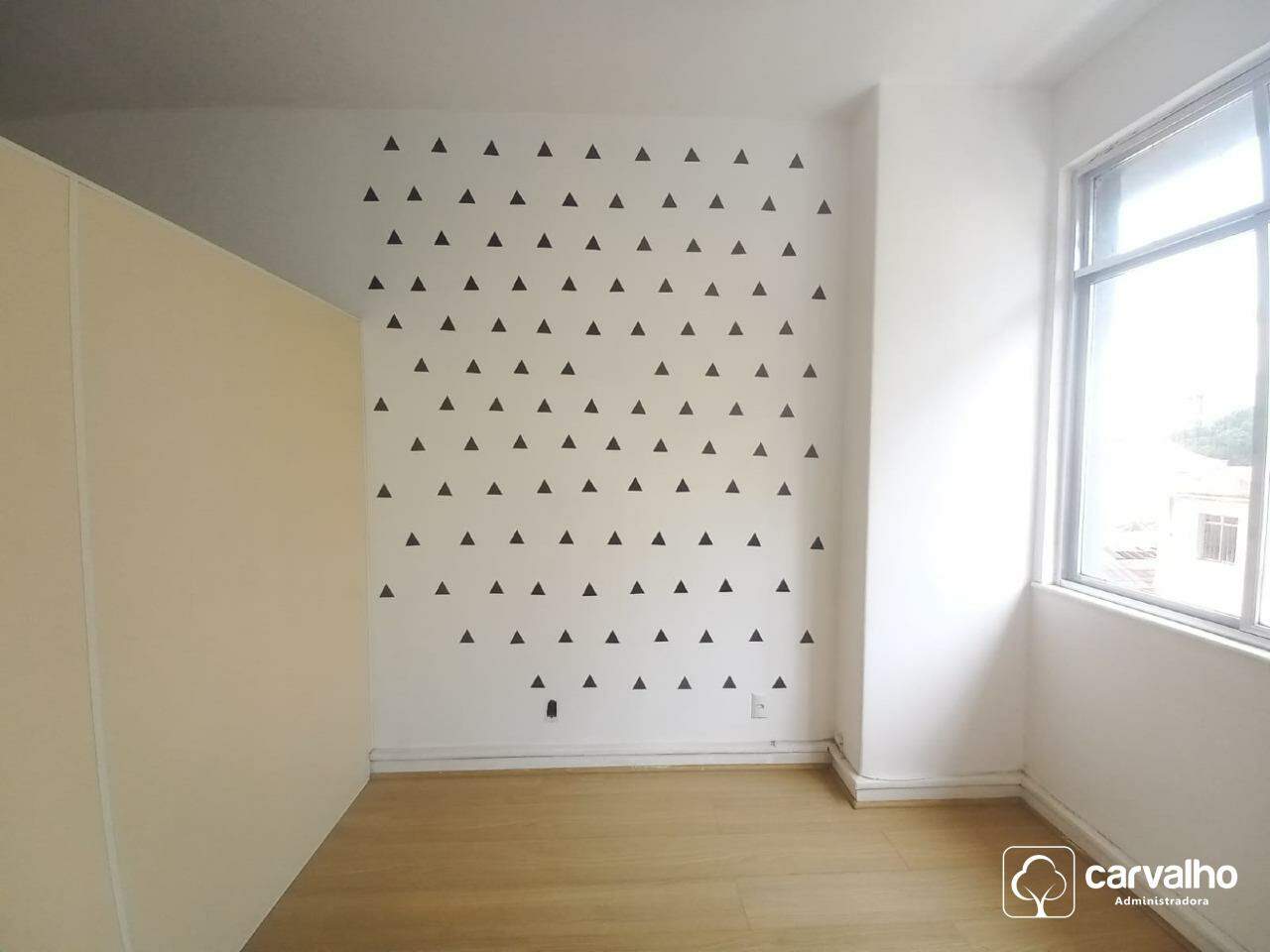 Salas/Conjuntos à venda Centro com 25 m² , .: 