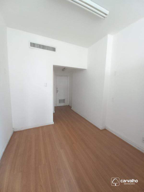 Salas/Conjuntos à venda Centro com 25 m² , .: 
