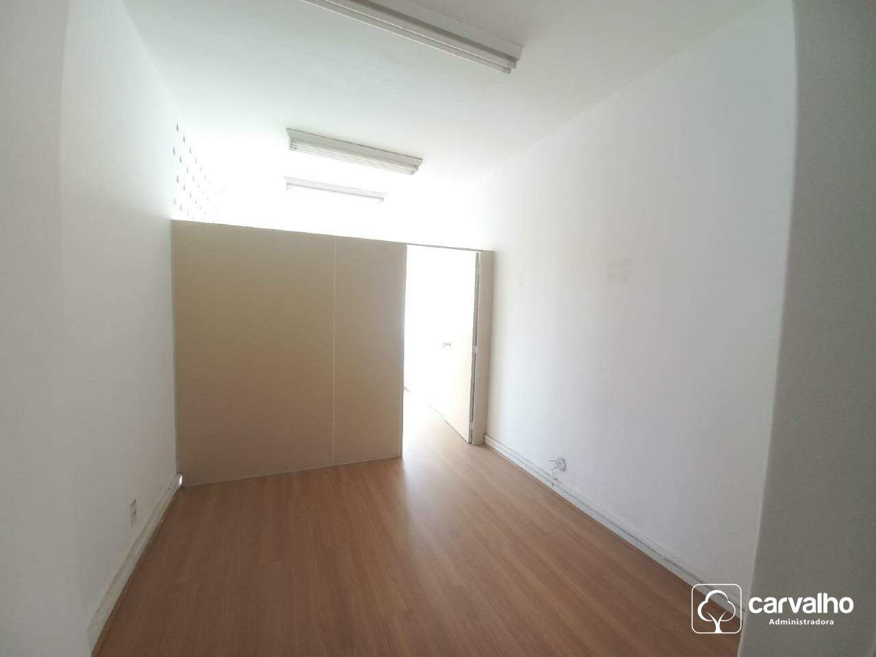 Salas/Conjuntos à venda Centro com 25 m² , .: 