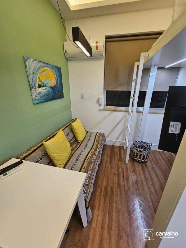 Apartamento à venda Copacabana com 19 m² , 1 quarto .: 