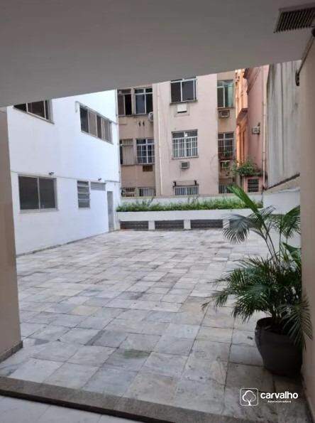 Apartamento à venda Copacabana com 168 m² , 4 quartos 1 suíte 1 vaga.: 