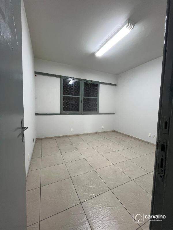 Galpão para aluguel Bonsucesso com 432 m² , .:
