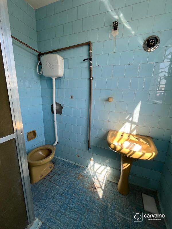 Galpão para aluguel Bonsucesso com 432 m² , .: