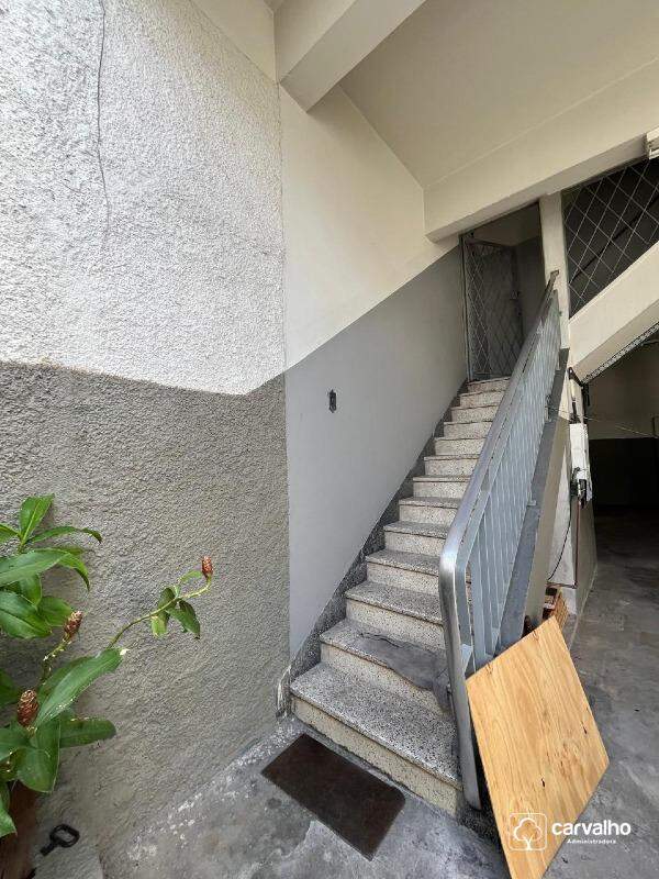 Galpão para aluguel Bonsucesso com 432 m² , .: