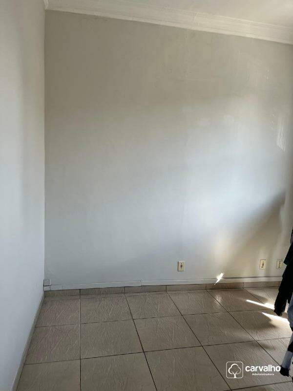 Galpão para aluguel Bonsucesso com 432 m² , .: