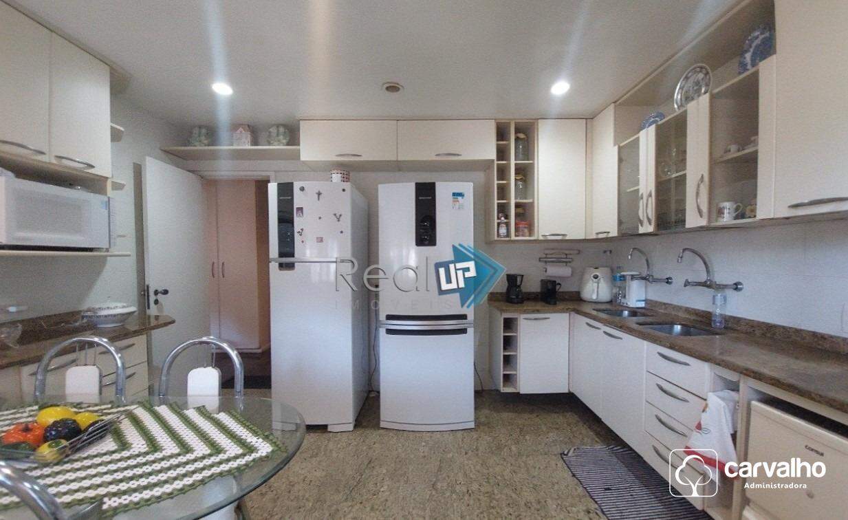 Apartamento à venda Copacabana com 129 m² , 3 quartos 1 suíte 2 vagas.: