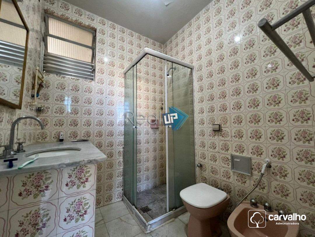 Apartamento à venda Copacabana com 68 m² , 2 quartos .: 