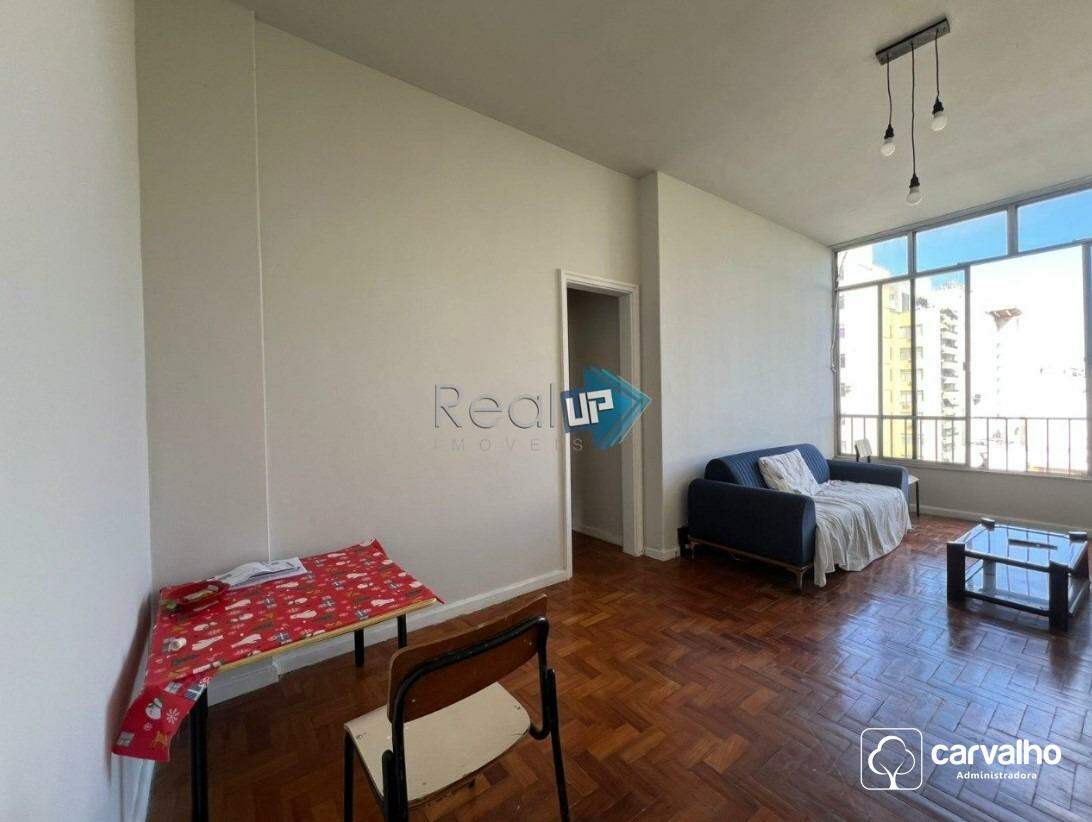 Apartamento à venda Copacabana com 68 m² , 2 quartos .: 