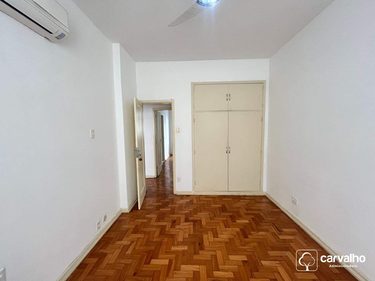 Apartamento à venda Copacabana com 105 m² , 3 quartos 1 suíte .: 