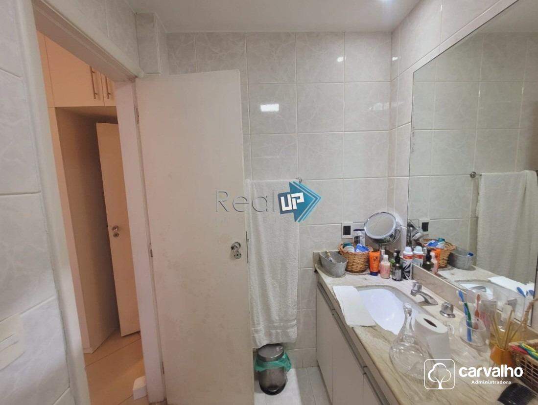 Apartamento à venda Copacabana com 110 m² , 3 quartos 1 vaga.: