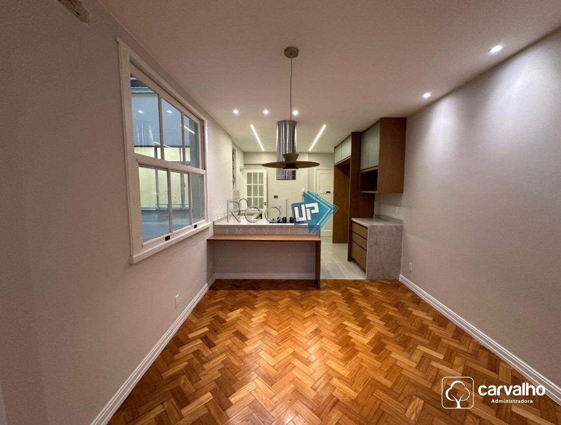 Apartamento à venda Copacabana com 122 m² , 3 quartos 1 suíte 1 vaga.: 