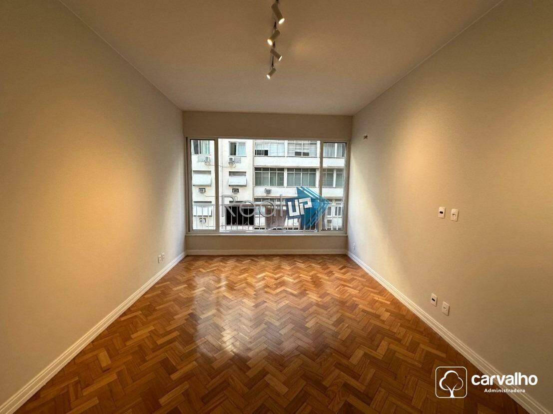 Apartamento à venda Copacabana com 122 m² , 3 quartos 1 suíte 1 vaga.: 