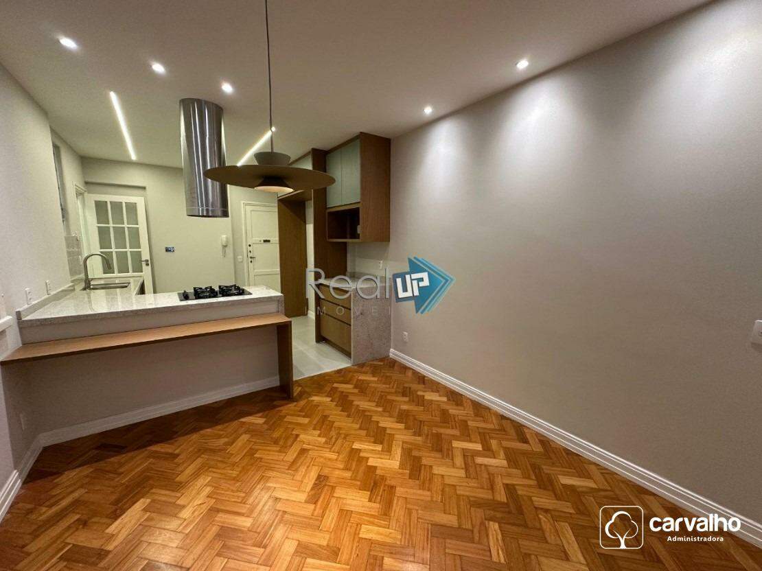 Apartamento à venda Copacabana com 122 m² , 3 quartos 1 suíte 1 vaga.: 