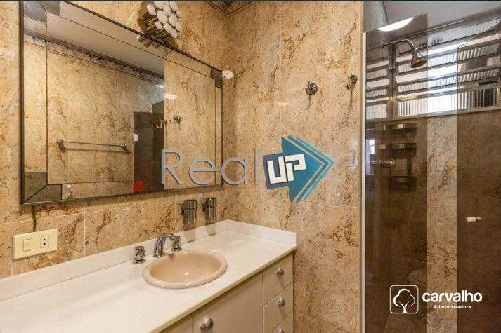 Apartamento à venda Copacabana com 156 m² , 3 quartos 1 suíte 1 vaga.: 
