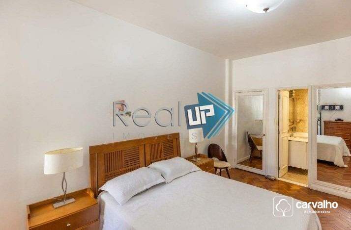 Apartamento à venda Copacabana com 156 m² , 3 quartos 1 suíte 1 vaga.: 