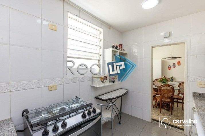 Apartamento à venda Copacabana com 156 m² , 3 quartos 1 suíte 1 vaga.: 