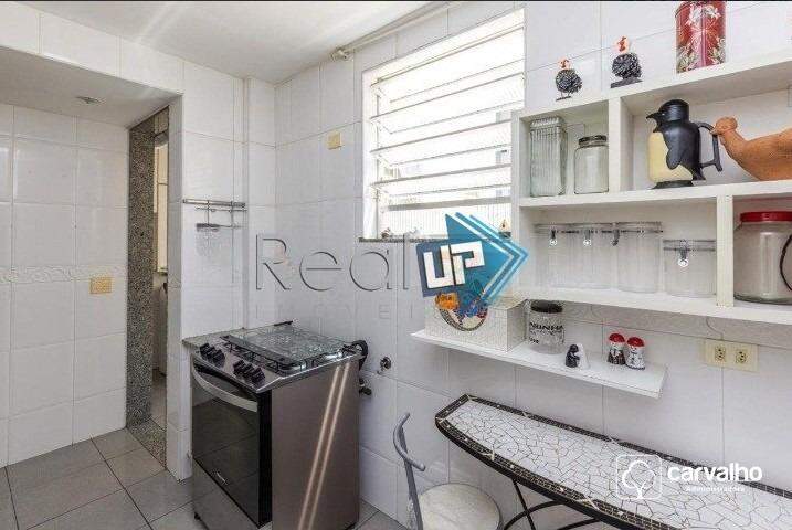 Apartamento à venda Copacabana com 156 m² , 3 quartos 1 suíte 1 vaga.: 