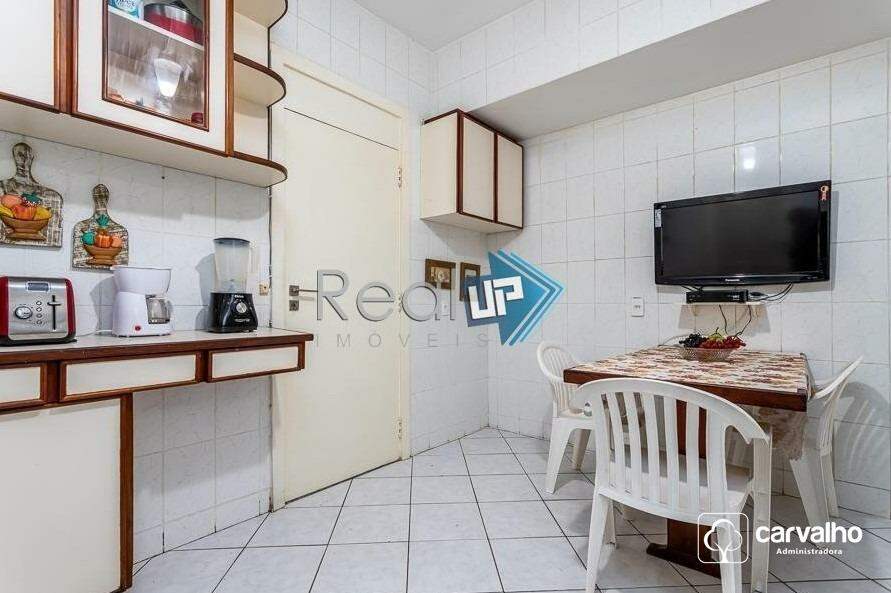 Apartamento à venda Copacabana com 170 m² , 3 quartos 1 suíte 1 vaga.: