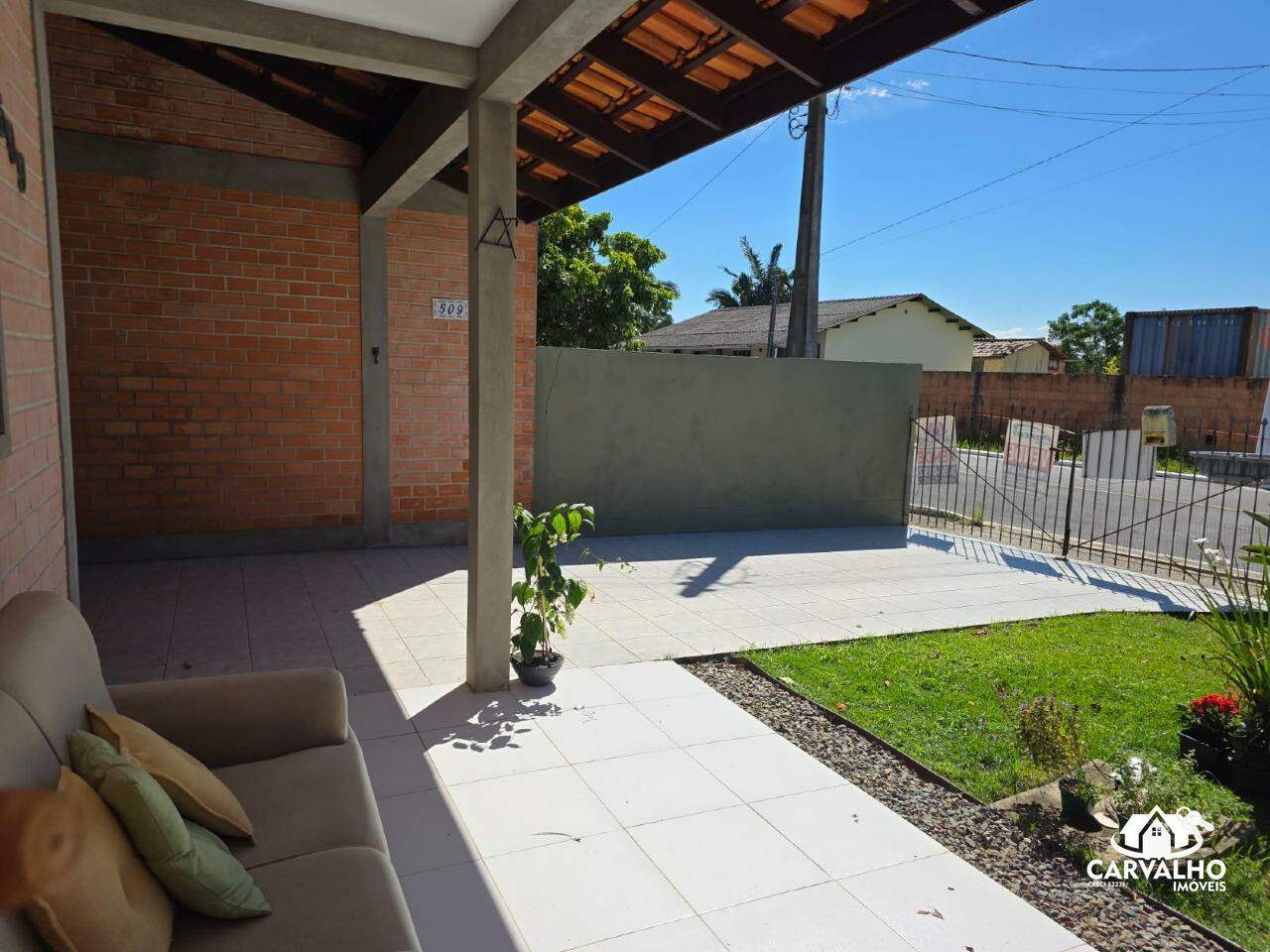 Imovel, 1291 - Casa com 2 quartos quartos e 3 banheiros banheiros para à venda: 