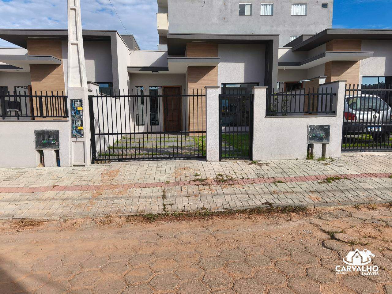 Imovel, 1361 - Casa com 2 quartos quartos e 2 banheiros banheiros para à venda: 