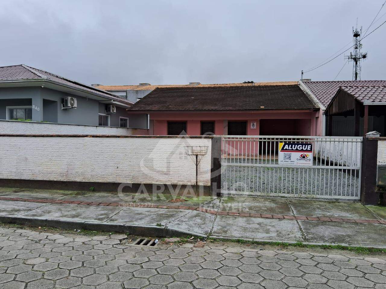 Imovel, 2134 - Casa com 4 quartos quartos e 1 banheiro banheiros para para aluguel: 
