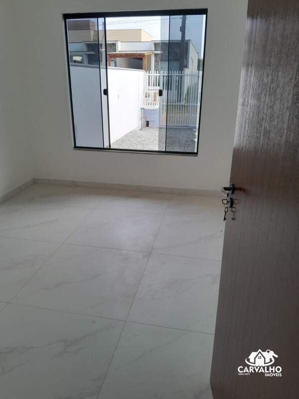 Imovel, 2136 - Casa com 2 quartos quartos e 2 banheiros banheiros para à venda: 