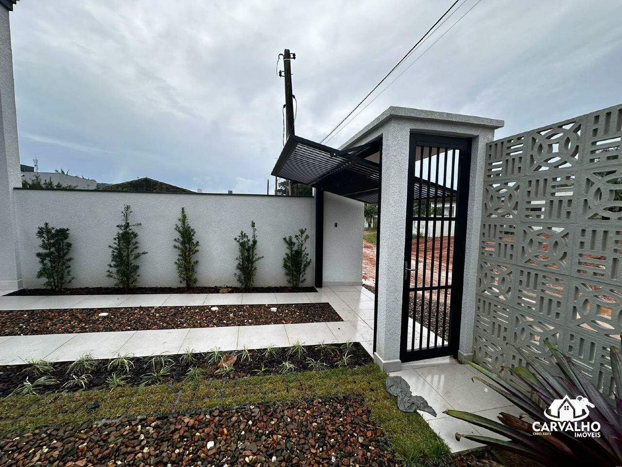 Imovel, 2137 - Casa com 3 quartos quartos e 2 banheiros banheiros para para aluguel: 