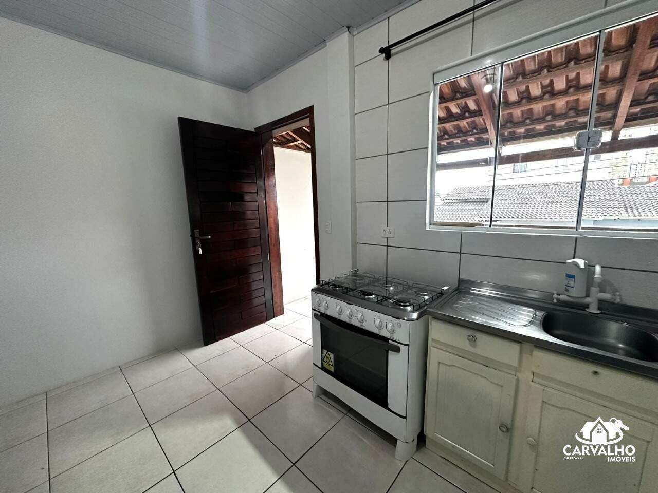 Imovel, 2152 - Sobrado com 2 quartos quartos e 2 banheiros banheiros para para aluguel: 