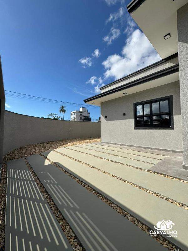 Imovel, 2170 - Casa com 3 quartos quartos e 2 banheiros banheiros para à venda: 