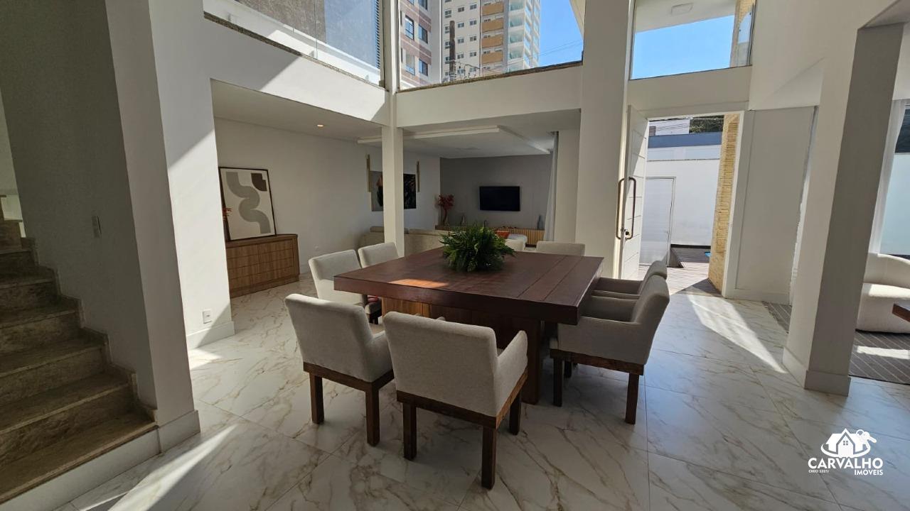 Imovel, 2183 - Sobrado com 4 quartos quartos e 5 banheiros banheiros para à venda: 