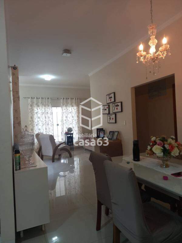 Foto principal — Casa - 1103 Sul