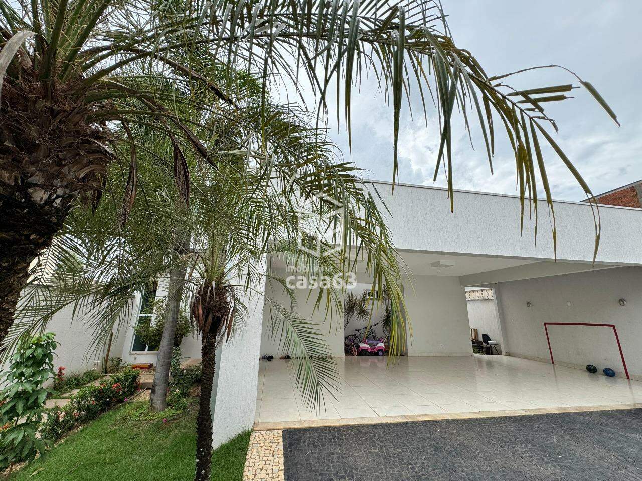 Foto principal — Casa à venda, 3 quartos, 1 suíte, 6 vagas, Plano Diretor Sul - Palmas/TO