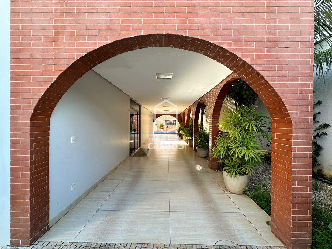 Foto 2 — Casa - 204 Sul