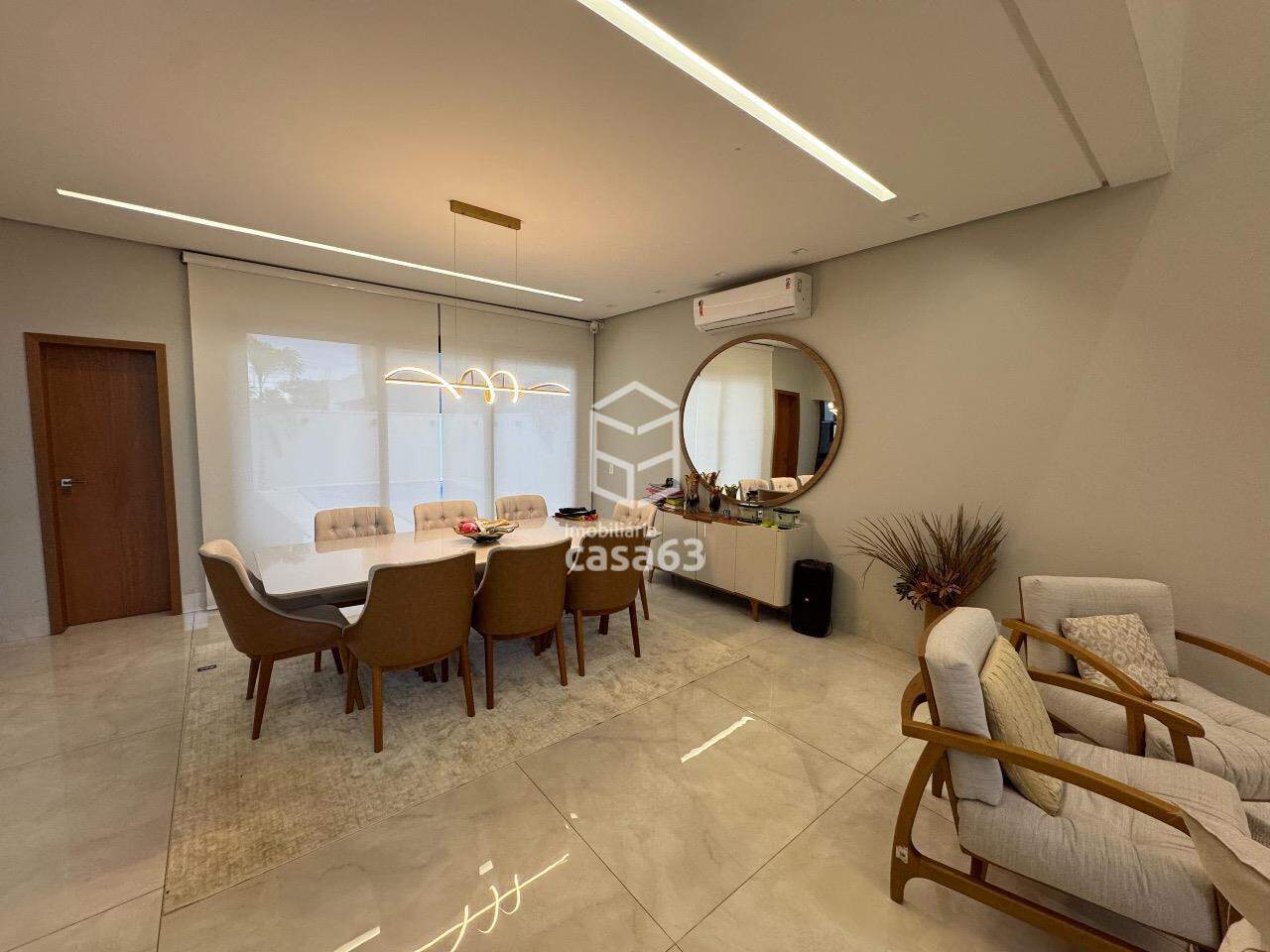 Sobrado em Condominio Alphaville 1 · Palmas