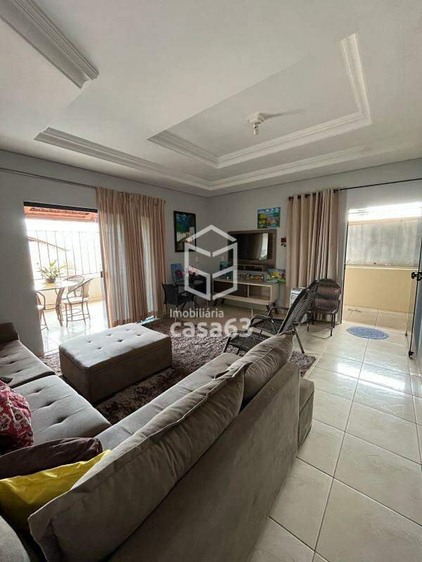 Foto principal — SOBRADO C/ GALPÃO - 712 SUL