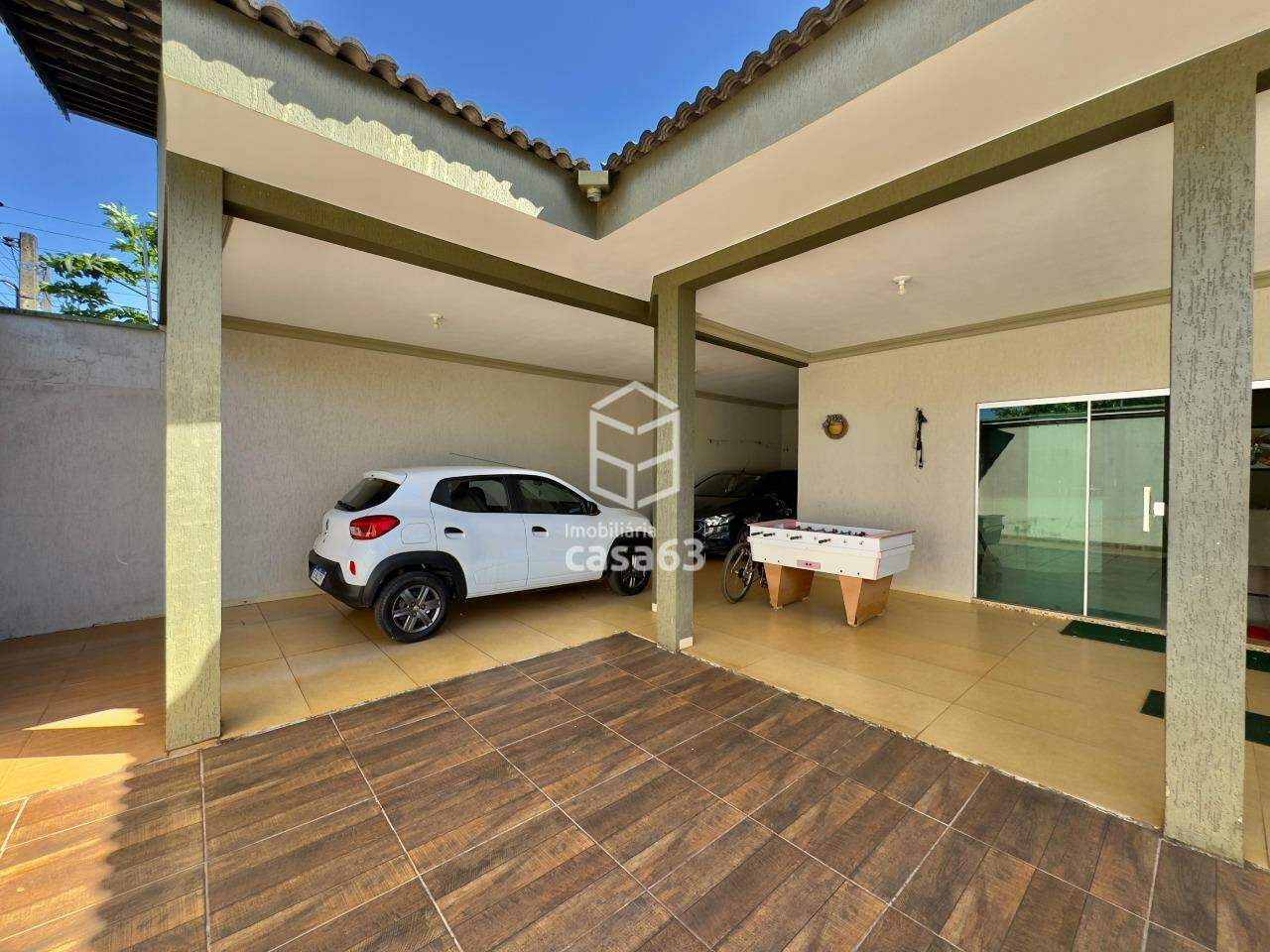 Foto 2 — CASA A VENDA - 704 sul com 5 Quartos