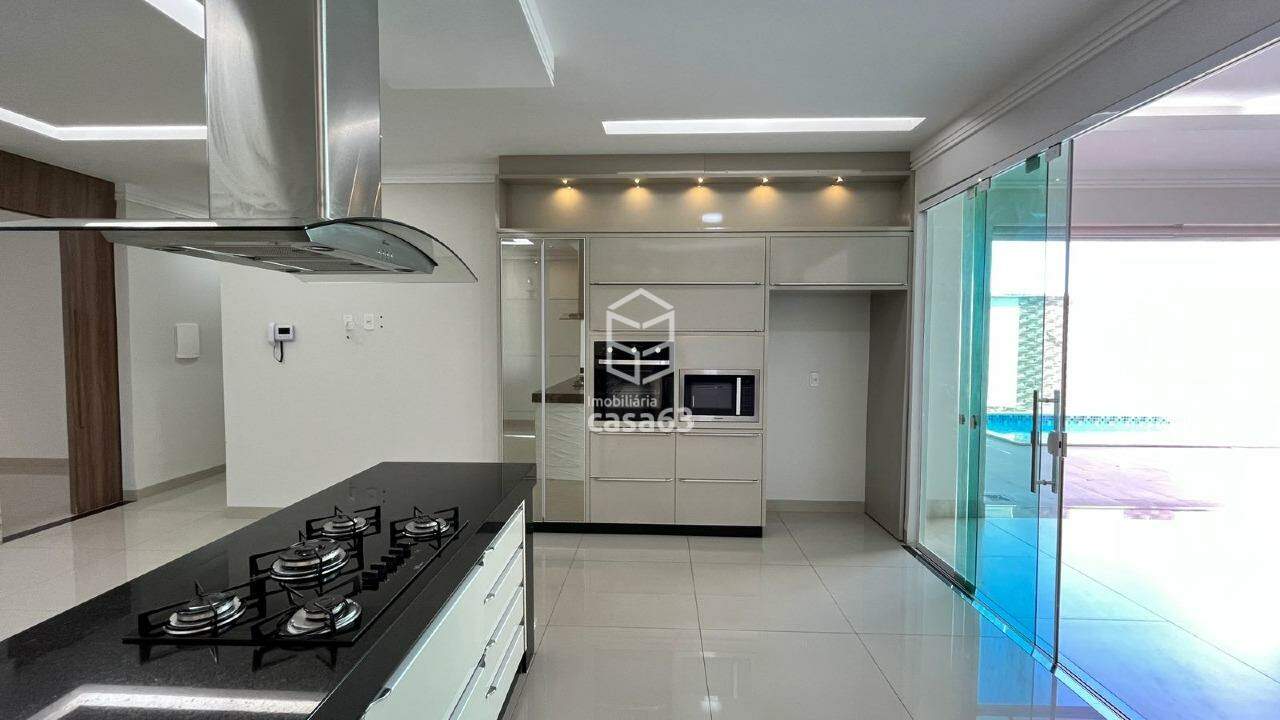 Foto principal — CASA ALTO PADRÃO - 304 NORTE