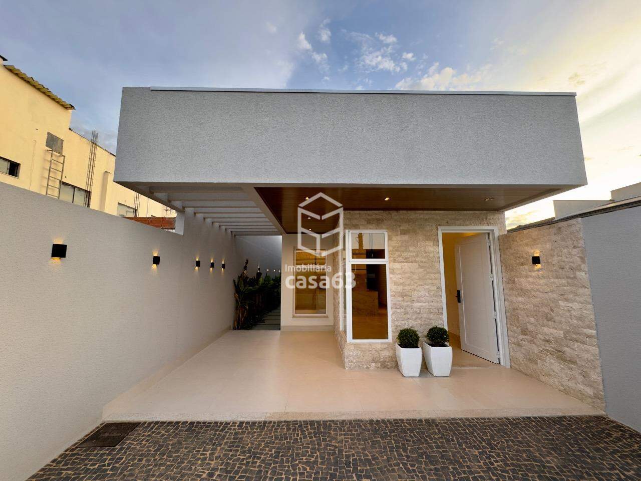 Foto 2 — CASA NA 605 SUL