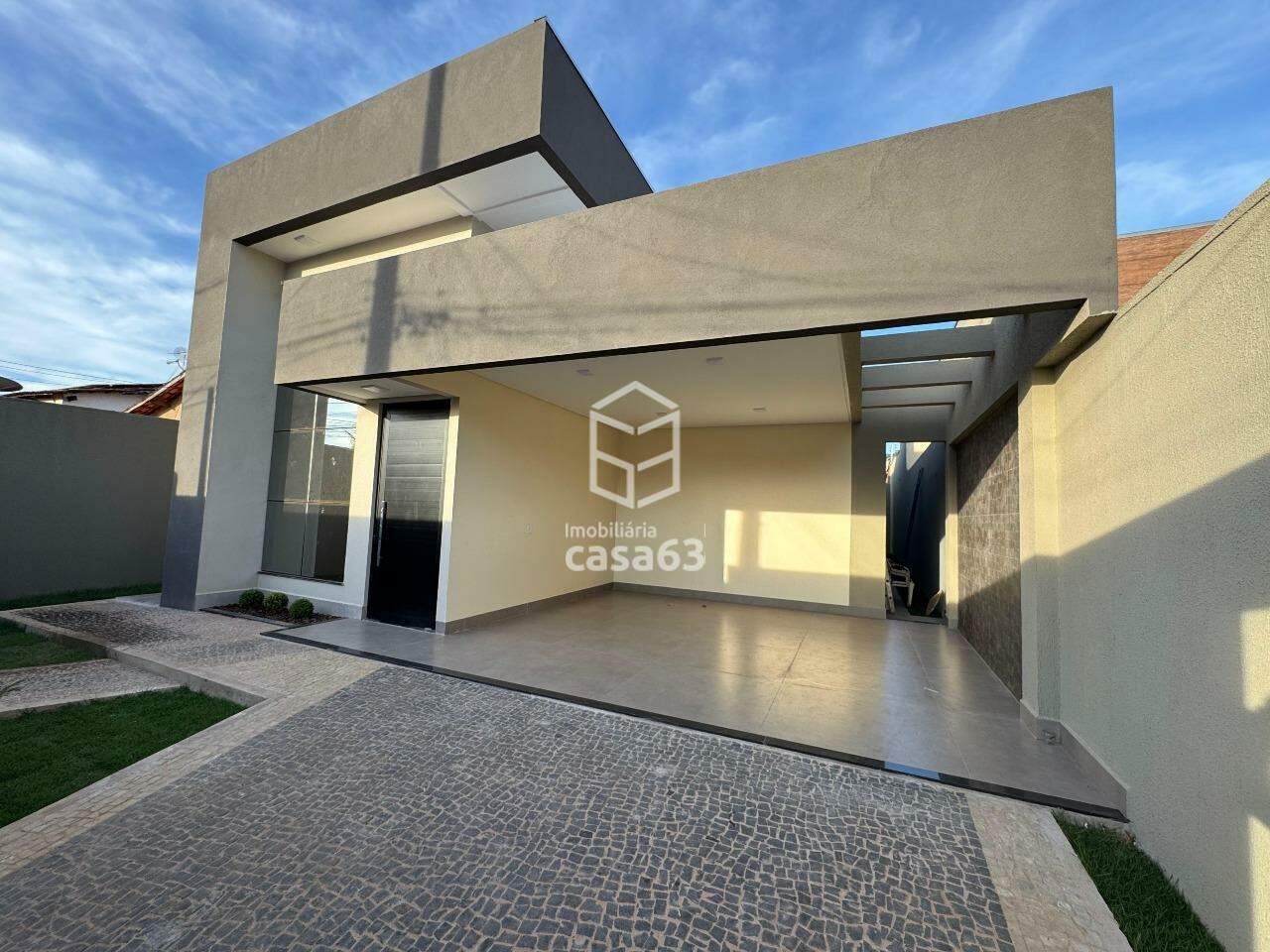 Foto principal — Casa - 1104 Sul