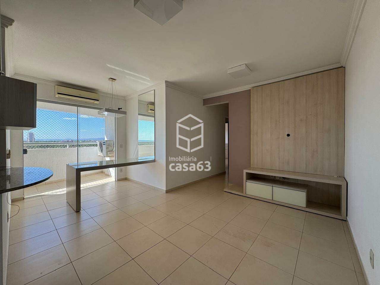 Apartamento à venda no Plano Diretor Sul: sala 2 ambientes 