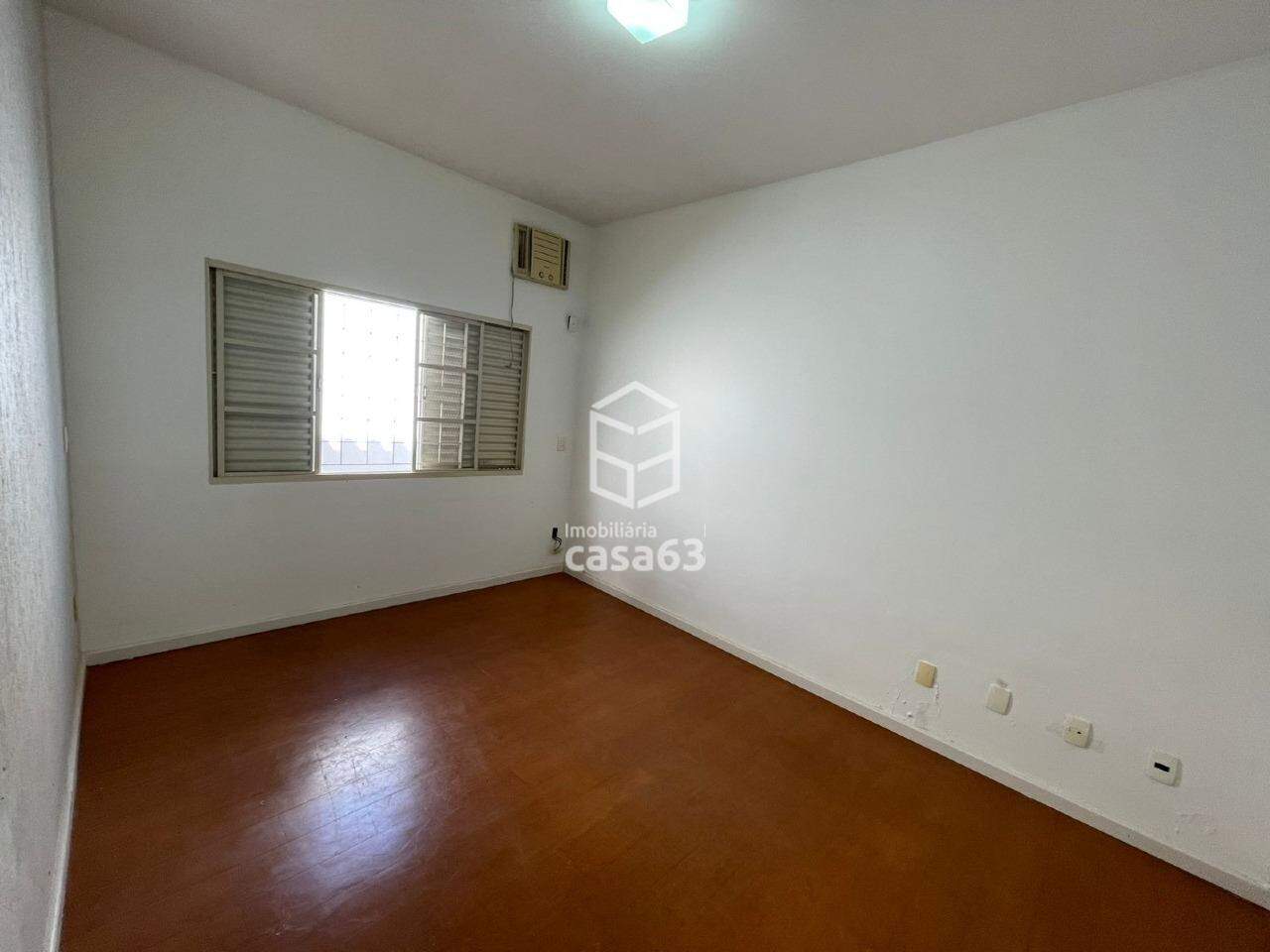 Foto 3 — Casa - 208 Norte