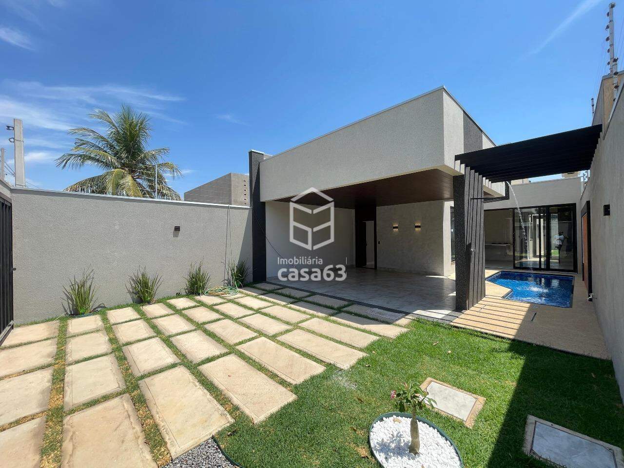 Foto 2 — Casa de Luxo em Construção – Quadra 407 Sul