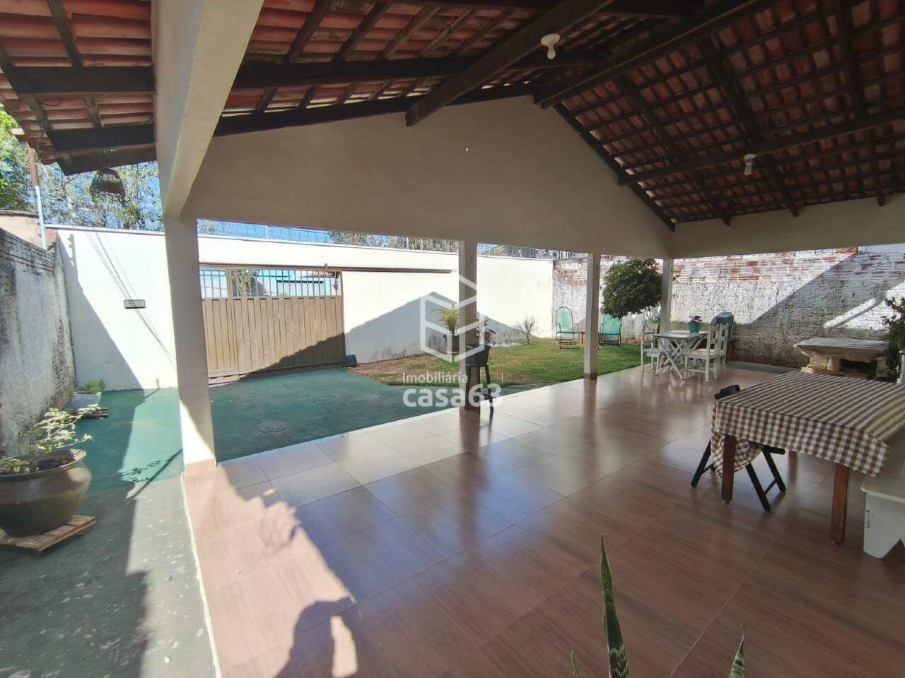 Foto 3 — Casa à venda na Quadra 604 Sul
