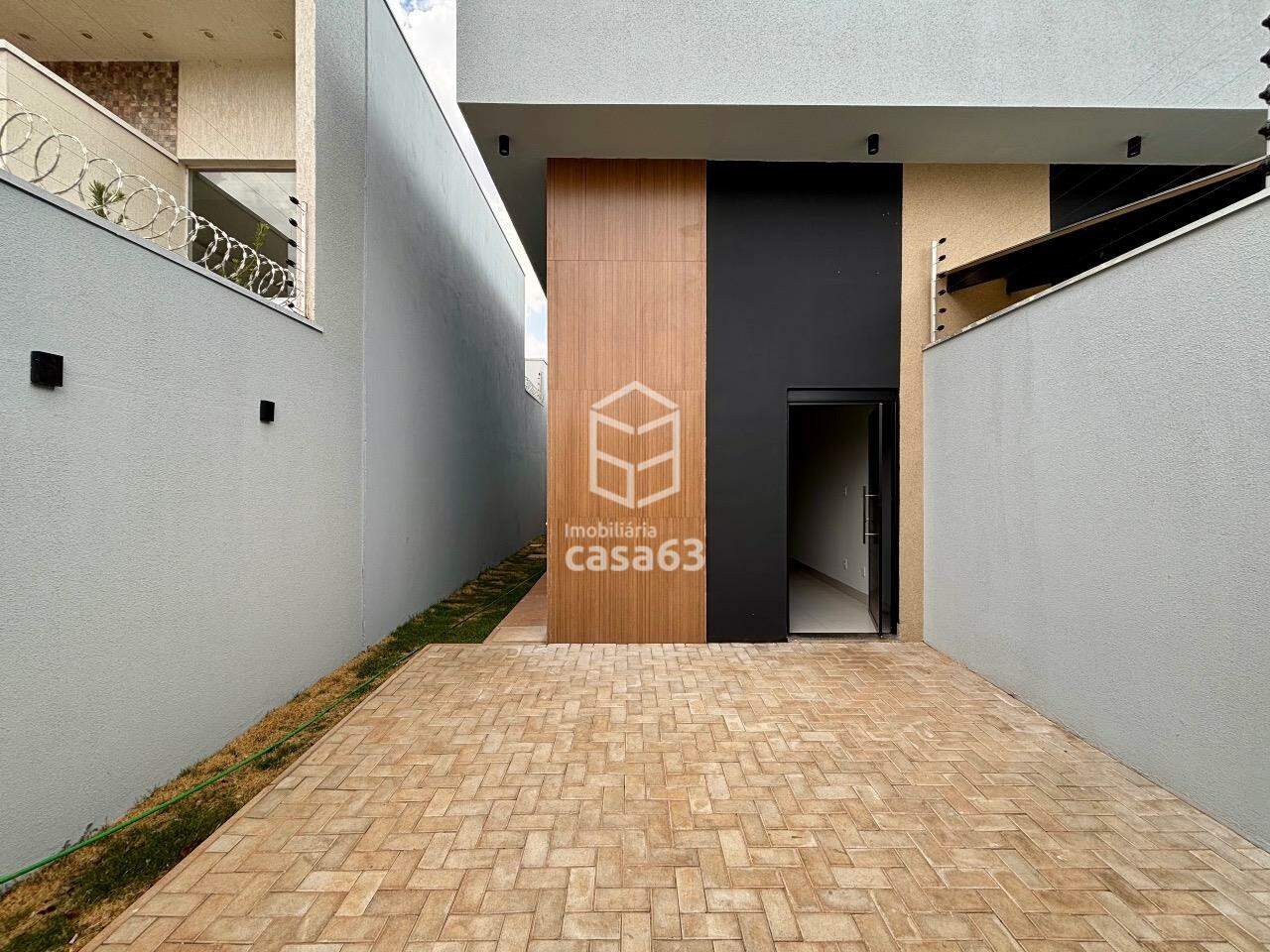Foto 2 — Casa - 604 Norte
