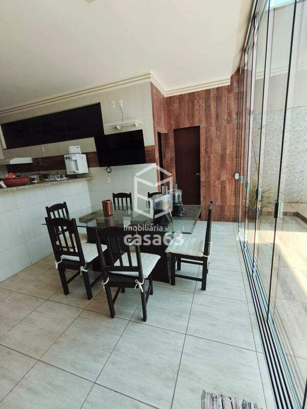Foto principal — Casa à venda, 6 quartos, 3 suítes, 2 vagas, Plano Diretor Sul - Palmas/TO