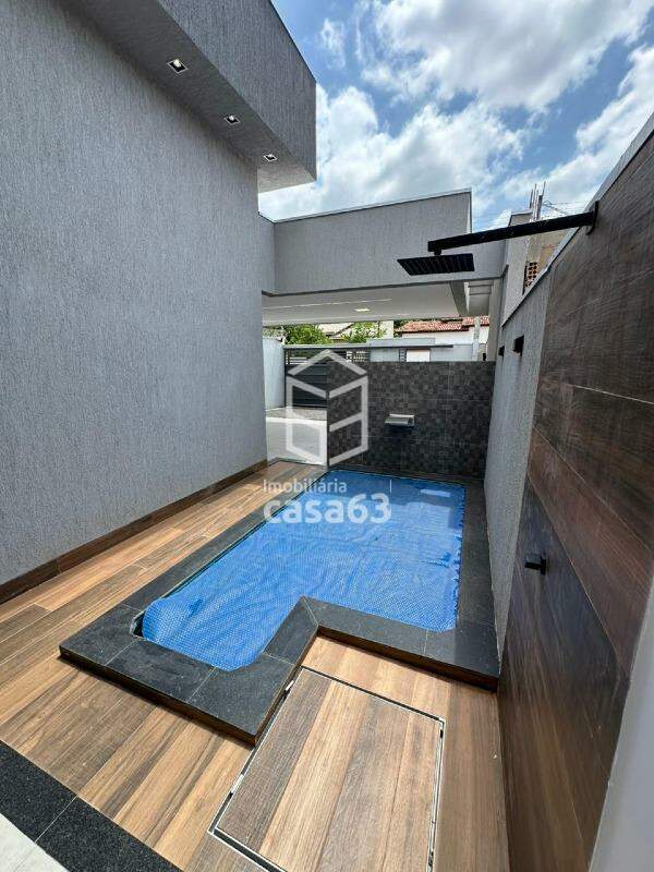 Foto 2 — Casa - 208 Norte