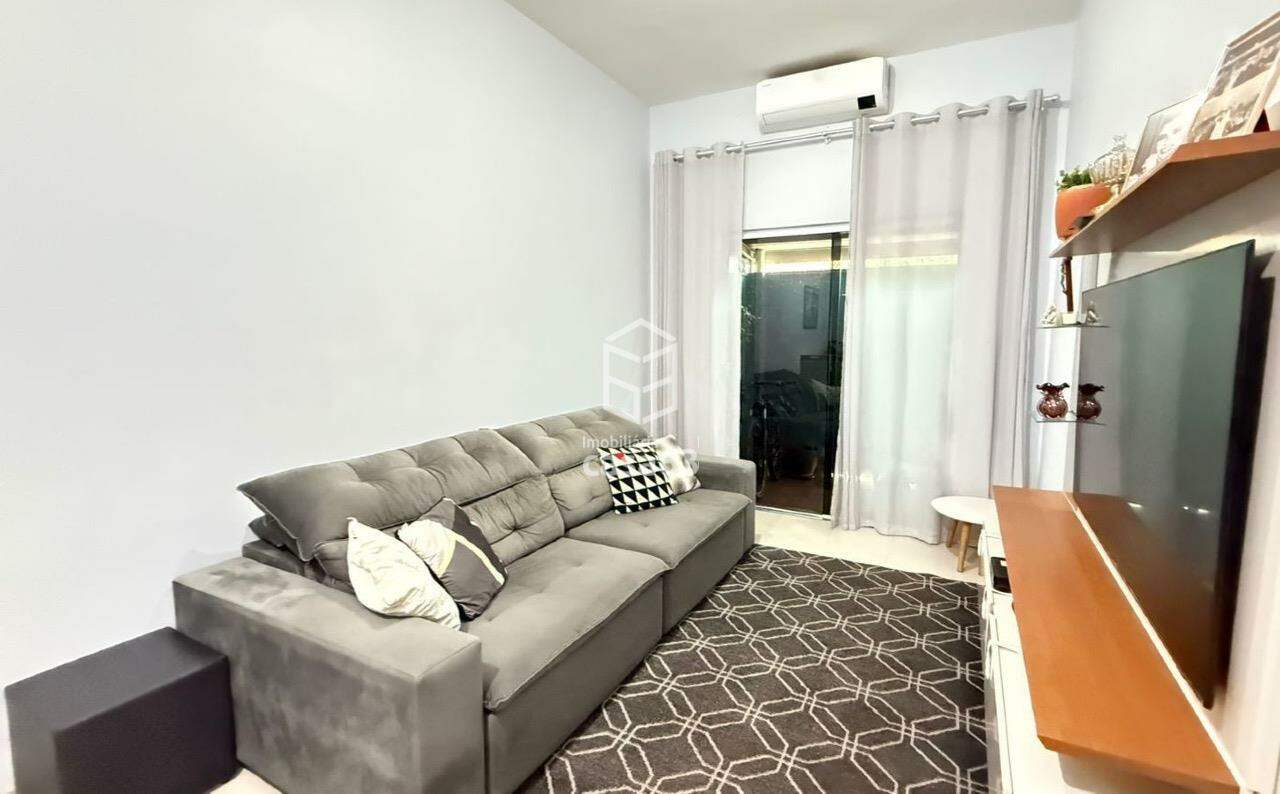 Foto principal — Casa a venda na 507 sul