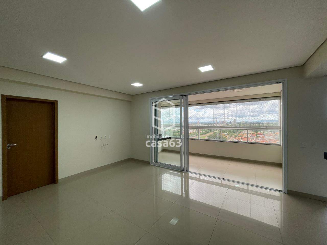 Foto 3 — Apartamento com 03 suítes próximo à Havan