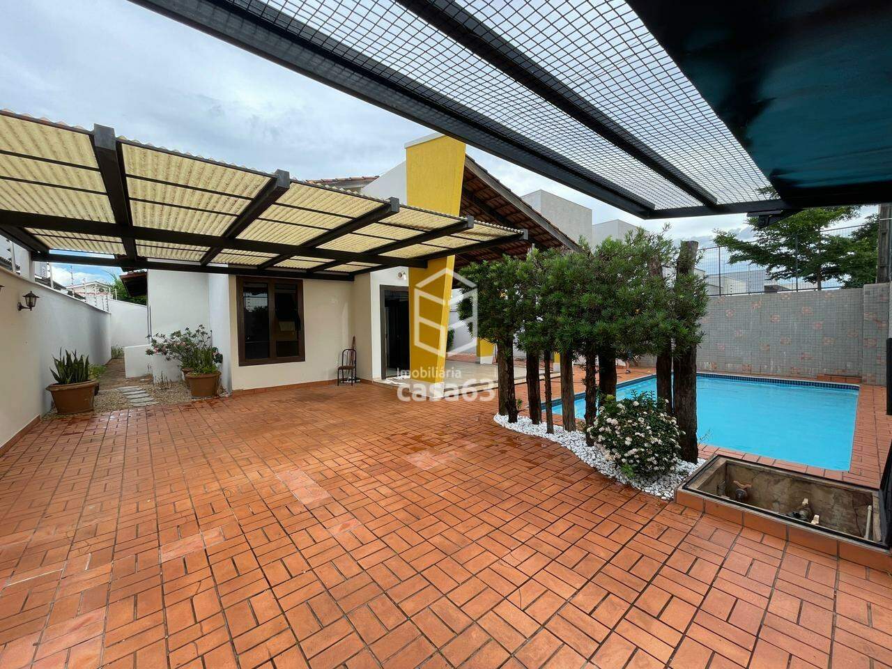 Foto 3 — Casa com piscina em lote único de 450m próximo à Havan