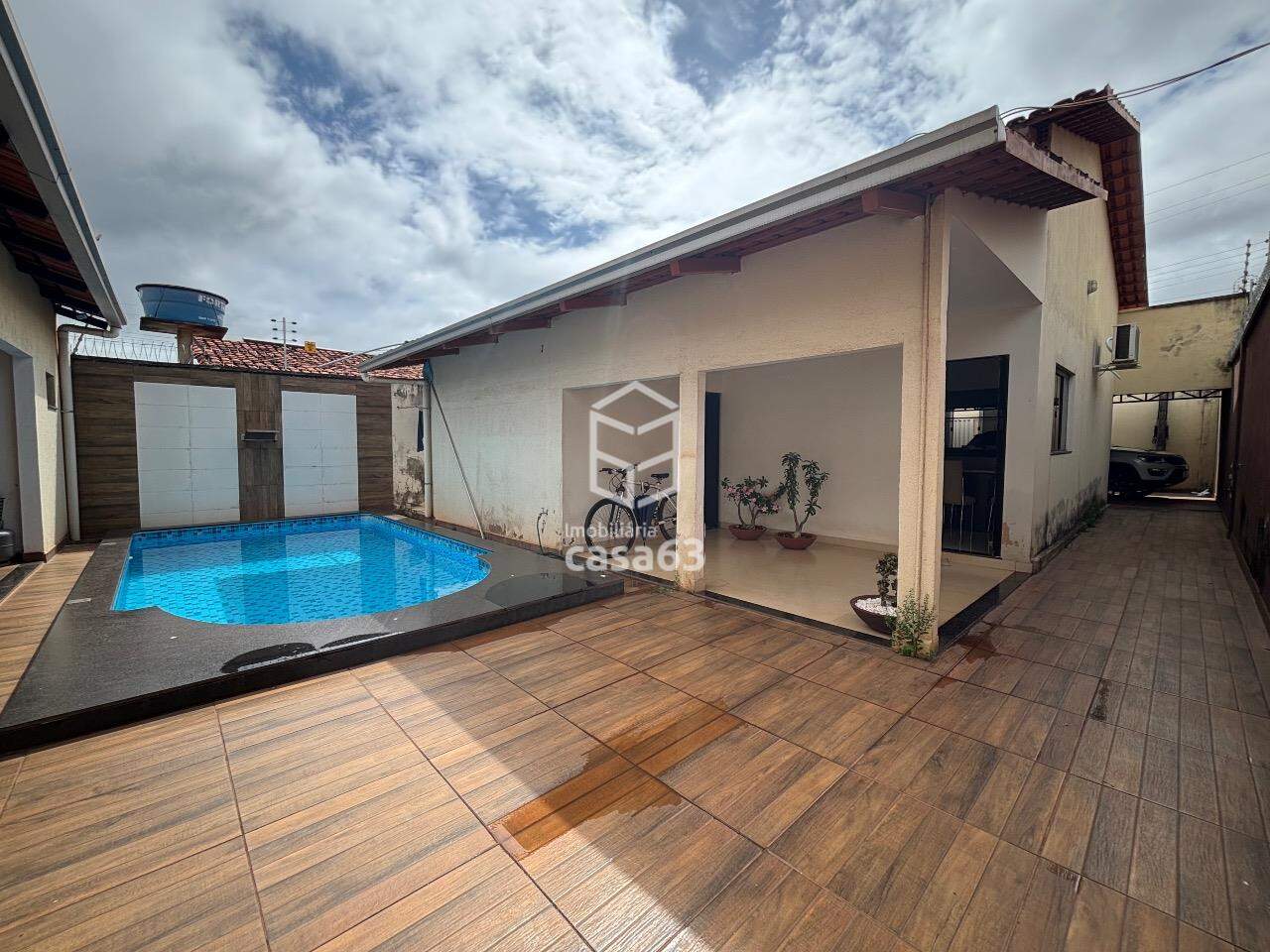 Foto principal — Casa Térrea - 504 Norte